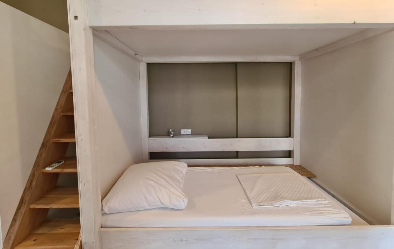 Jetpak Alternative Eco Hostel Thessaloníki Exteriör bild